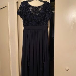 Beautiful Navy Blue Long formal gown